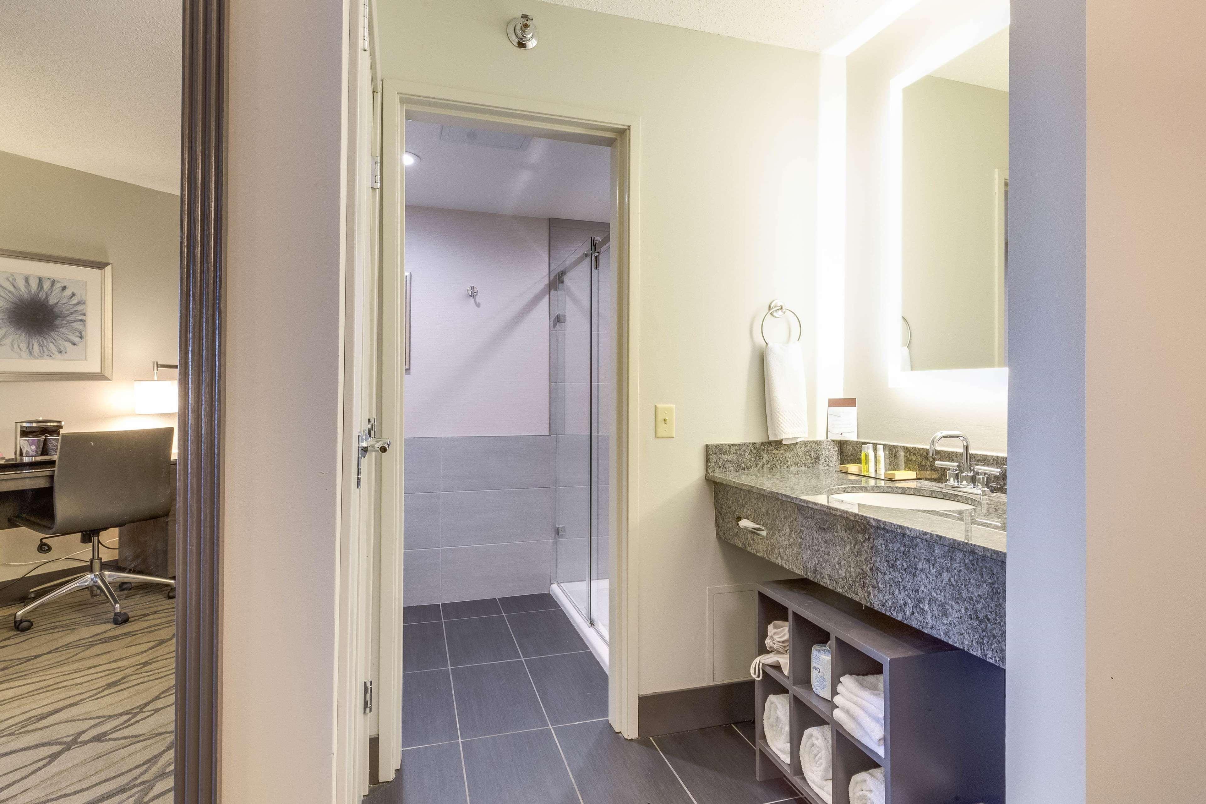 Doubletree By Hilton Racine Harbourwalk Hotell Eksteriør bilde