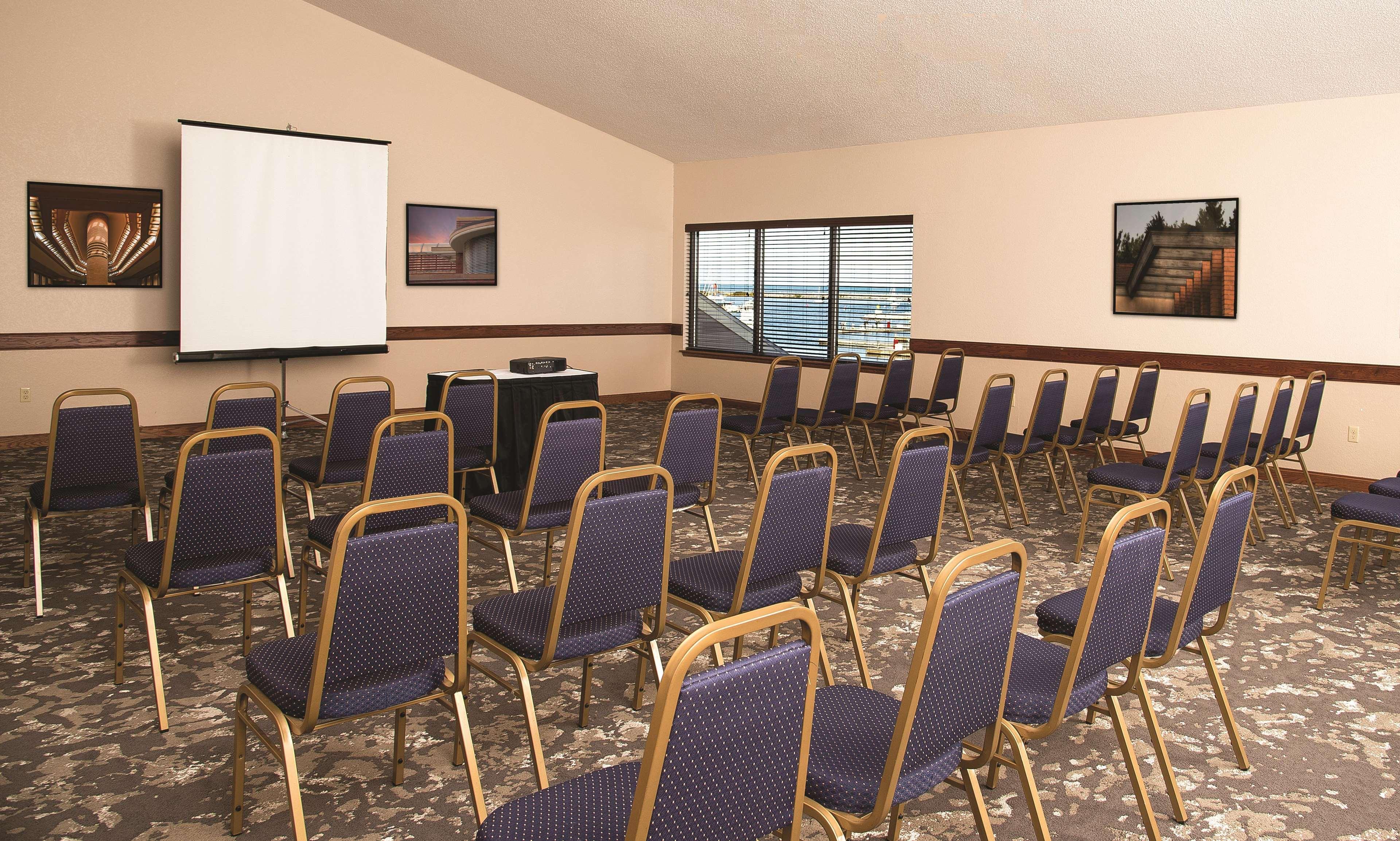 Doubletree By Hilton Racine Harbourwalk Hotell Eksteriør bilde