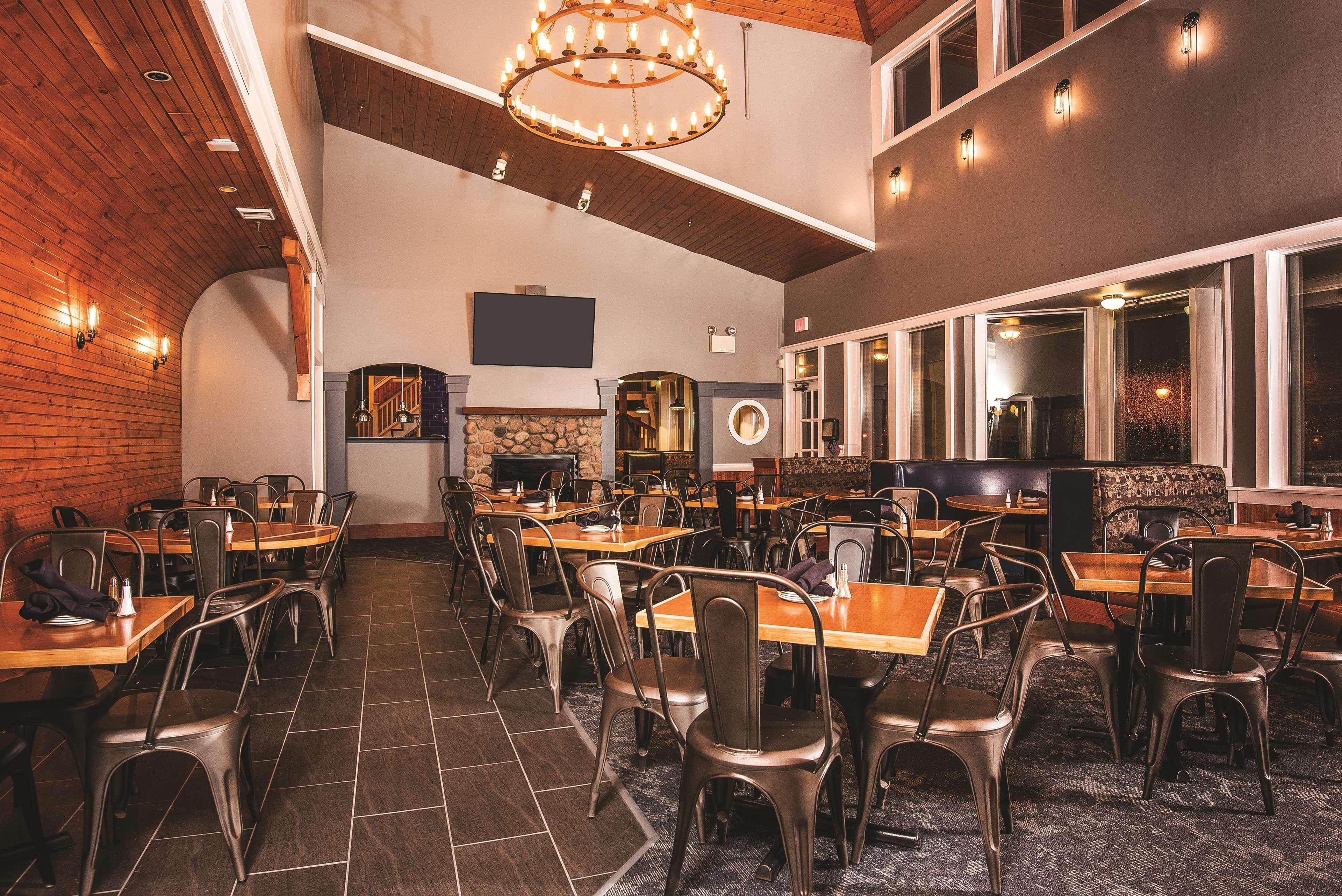 Doubletree By Hilton Racine Harbourwalk Hotell Eksteriør bilde