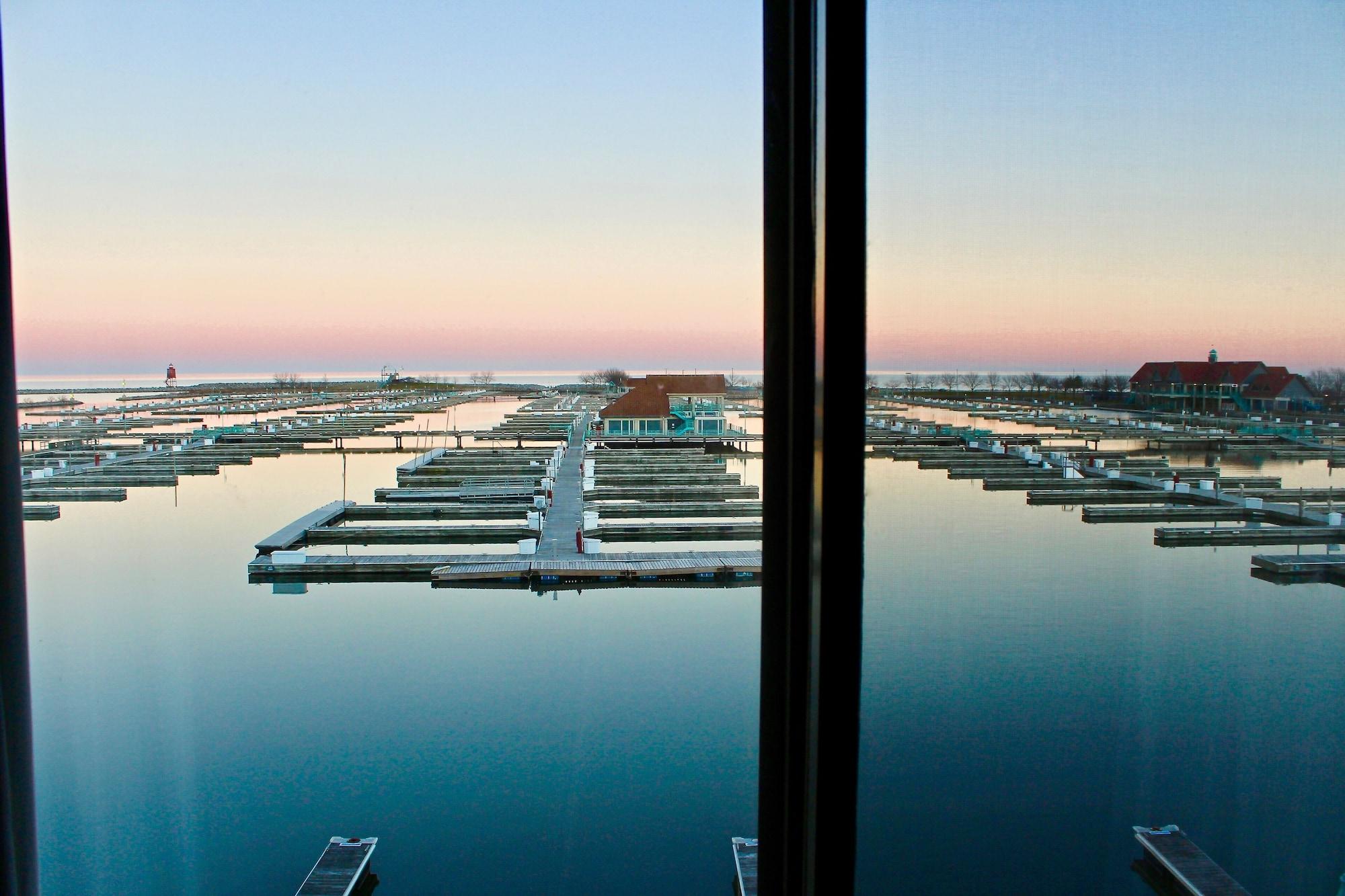 Doubletree By Hilton Racine Harbourwalk Hotell Eksteriør bilde